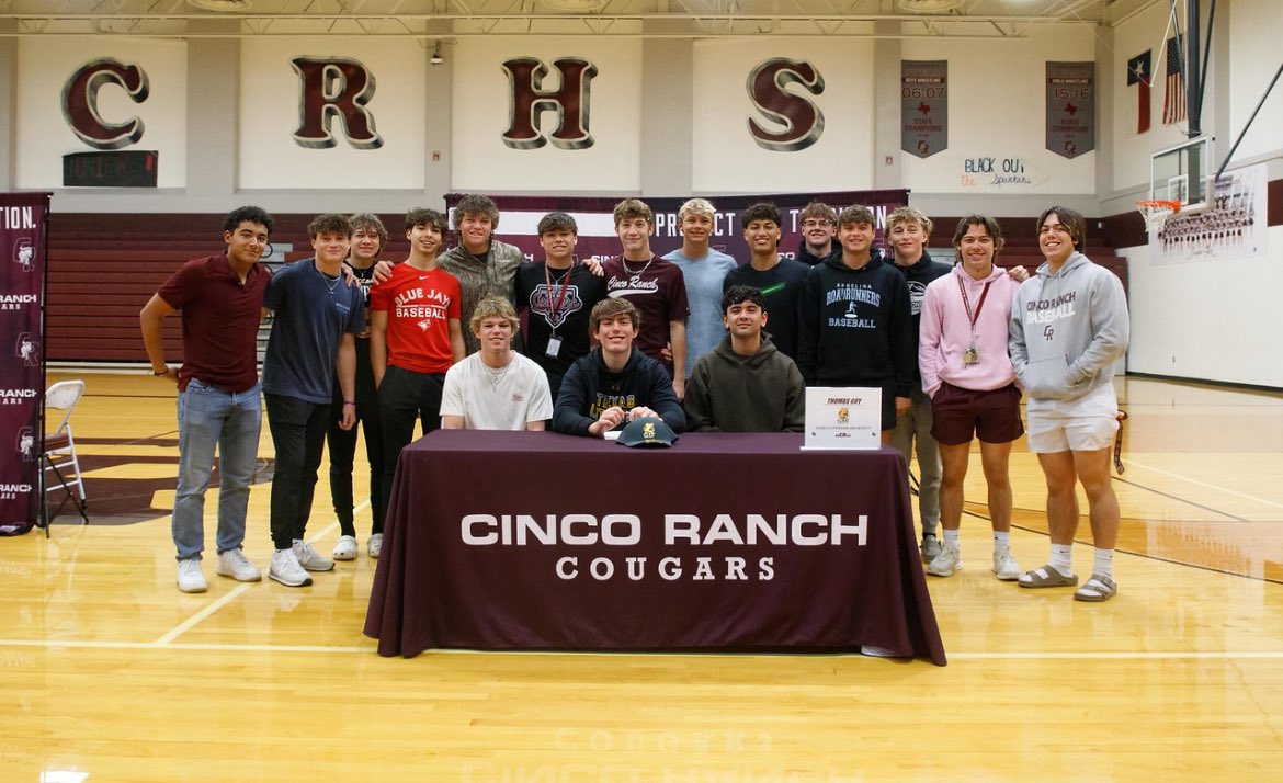Congratulations to Paul Acosta (Alvin) and Thomas Guy (Texas Lutheran) for signing their NLI today. <a href="/PaulAcosta1031/">Paul Acosta</a> <a href="/ThomasGuy22/">Thomas Guy</a>