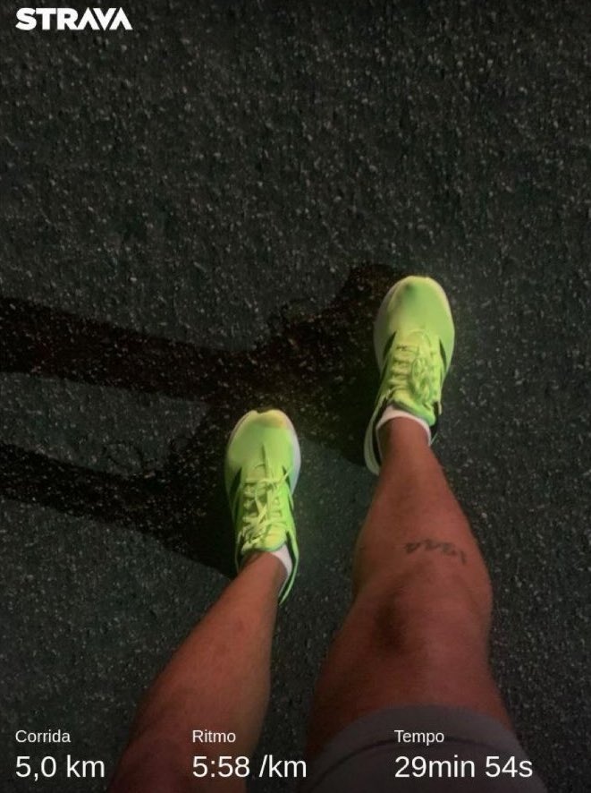 nkccs011's tweet photo. Vitória? Jacobina? Não acompanho futebol amigo, acabei de correr meu primeiro 5K abaixo de 30’ https://t.co/S9jwg3g0To