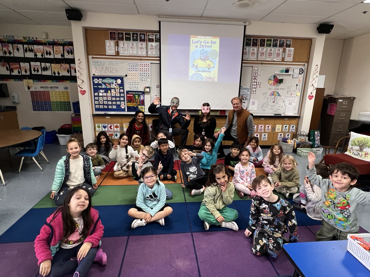 Had a blast at Chaparral Elementary for World Read Aloud Day! <a href="/CubsofChaparral/">Chaparral Elementary School</a>