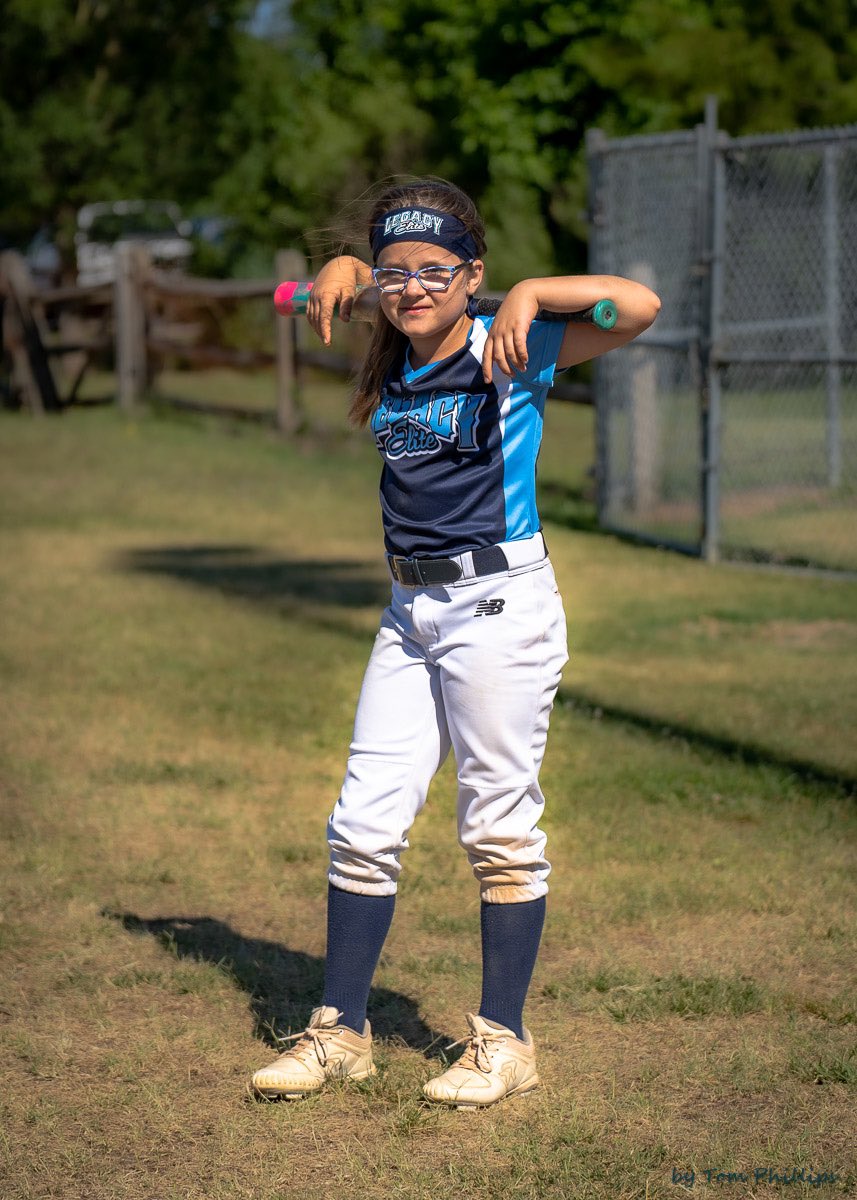 JessBowmanSAC's tweet photo. It’s #NationalGirlsAndWomenInSportsDay and I am so fortunate to do what I do everyday @FrankWCoxHS! I get to share my love of sports with our students and now I get to see my daughter grow doing the same things I did! #MoveMountains https://t.co/8e60dVN4rM