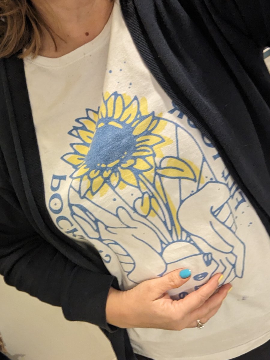 tulipgrrl's tweet photo. February vibe...
#FillYourPockets
#SlavaUkra https://t.co/UCNgWpcuiP