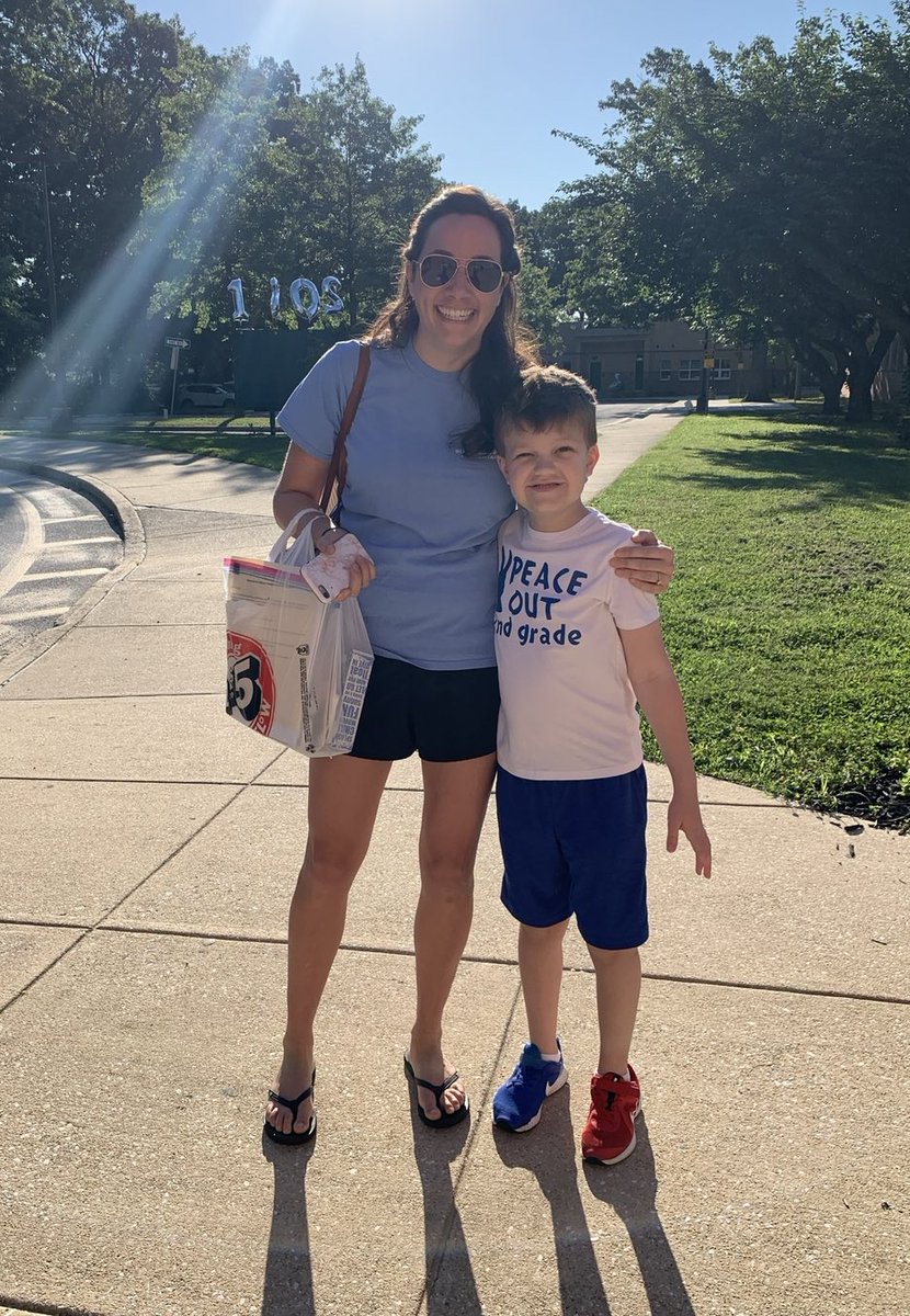 Happy school counselor week to this gem of a counselor, who I’m not exaggerating when I tell you I would not have survived with out! So very grateful for you Mrs. Edwards! ♥️ <a href="/GBPE_Counselor/">GBPE_Counselor</a> #NSCW24
<a href="/AACountySchools/">AACPS</a>