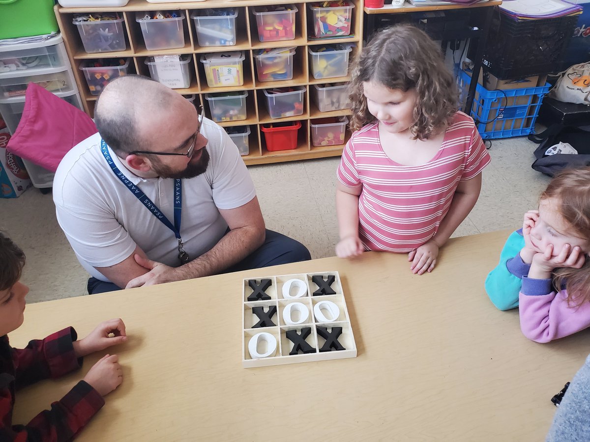 Each year Global School Play Day brings magical moments and it never fails to be my favourite day of the year. Teamwork, problem solving, imagination, and so much fun! You learn so much when you play with kiddos! Thanks for playing @Schurman66 @GSPlayDay @SMES01 @AVRCE_NS