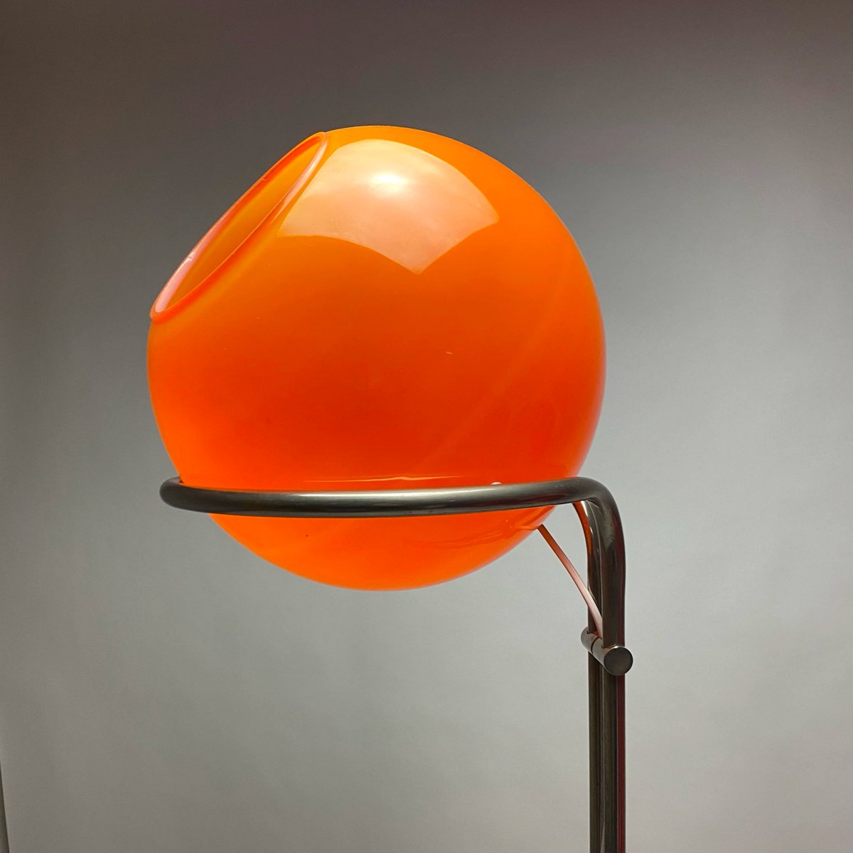 mymind's tweet photo. If we could design a lamp, it would look like this.

[ɢʟᴀꜱꜱ ꜰʟᴏᴏʀ ʟᴀᴍᴘ ʙʏ ᴛɪʙᴏʀ ʜᴀᴢɪ, ʜᴜɴɢᴀʀʏ 1973] https://t.co/Cu242tiP3q