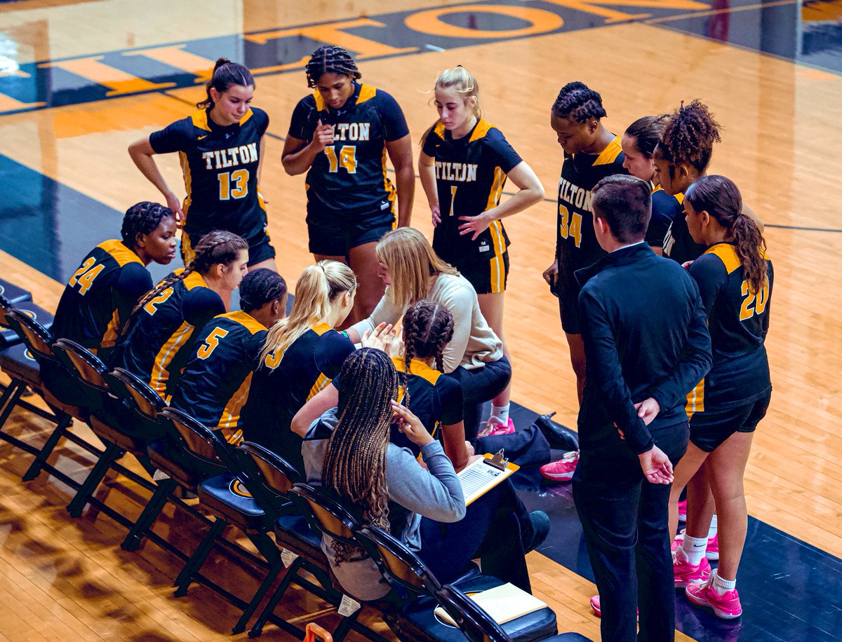 Like Drake said, “what a time to be alive, you and yours vs me and mine; oh we talking teams?” OH WE TALKING TEAMS? 

I’m not switching sides - I’ll always take mine! 🤞🏾💛🖤