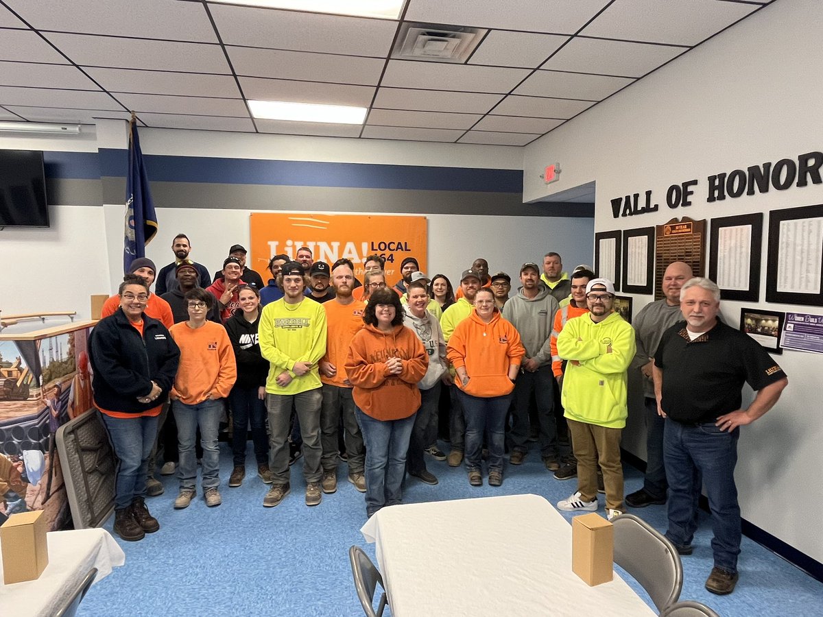 Congratulations to all of the new #LIUNA Local 464 members who completed tonight’s new member orientation. #laborersrising #liunabuilds #1u #wiunion #feelthepower