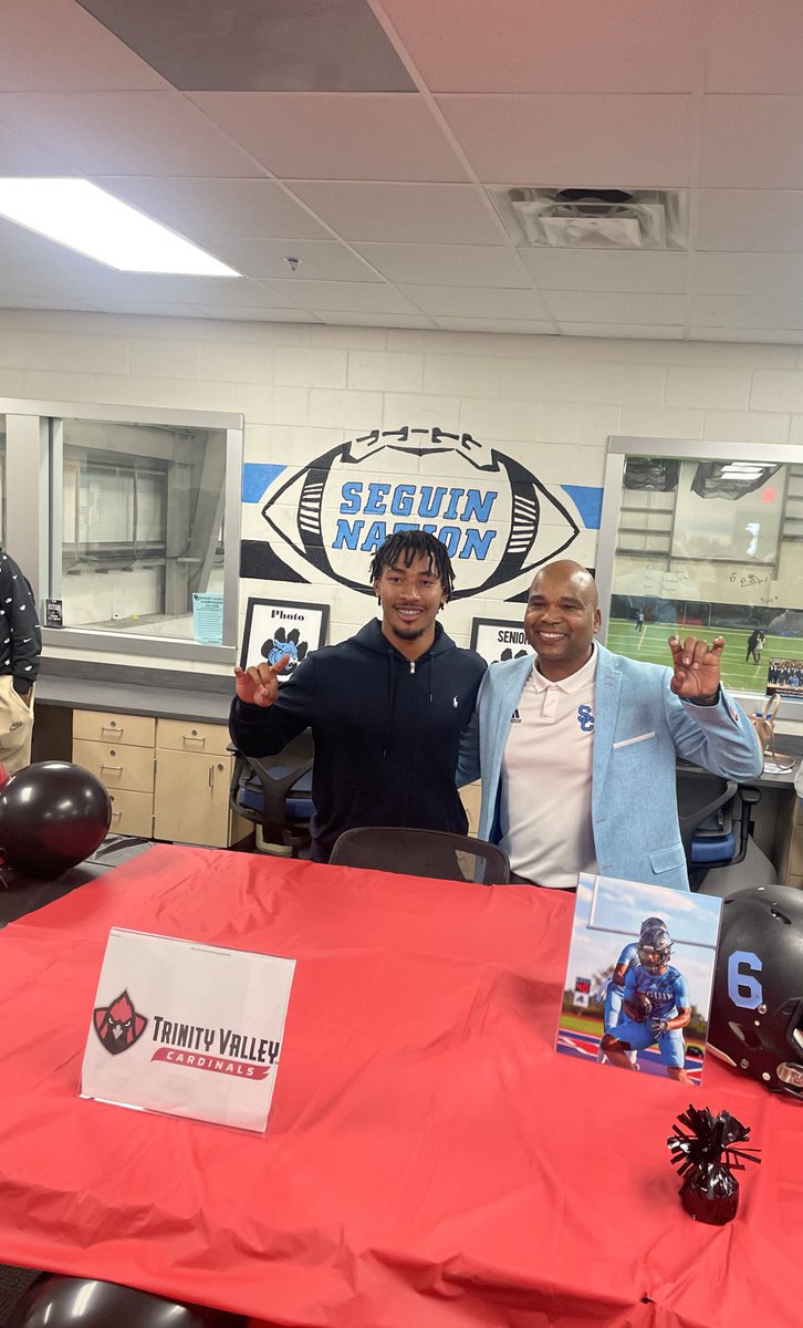 Excited to celebrate four seniors who signed full ride scholarships today in front of family and friends!!!!! We are excited about their growth and journey, and excited to see them continue to develop as young men! @coachjoegordon @blin_jr #SeguinNation #NationalSigningDay