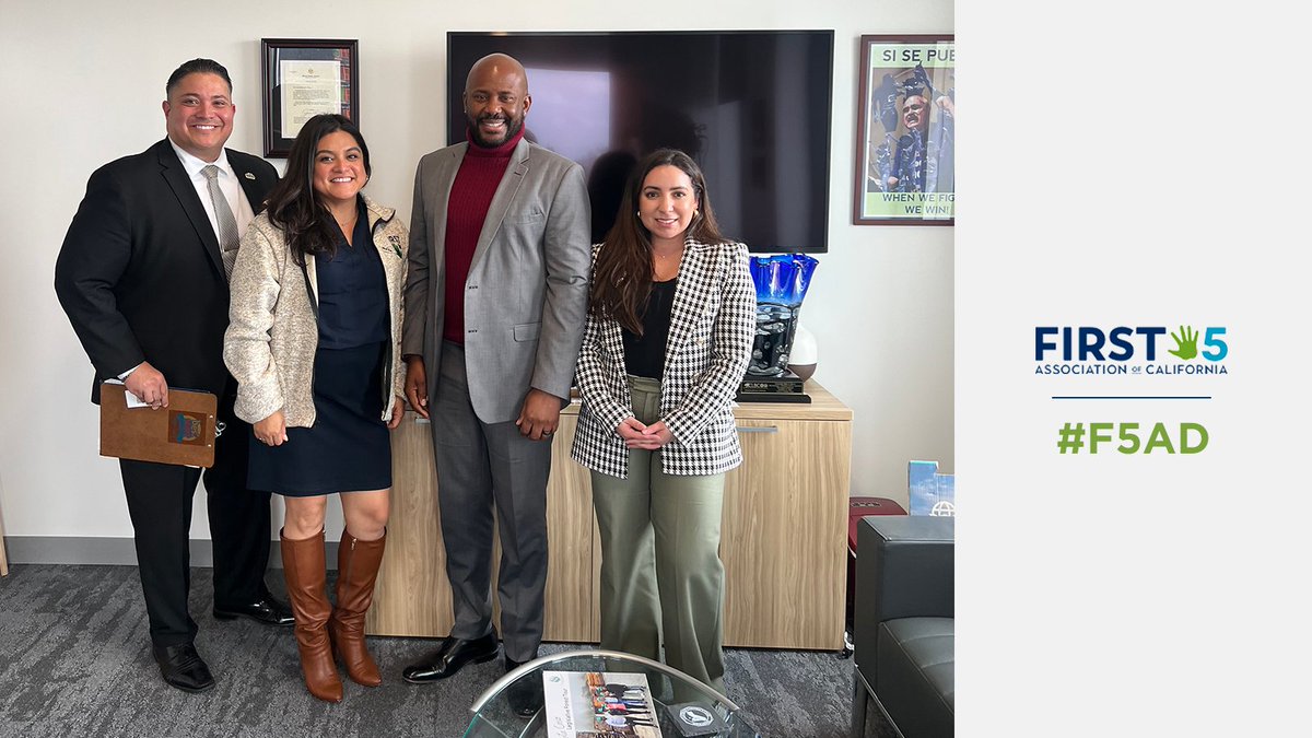 First5LA's tweet photo. Thanks, @AsmMikeGipson for taking the time to meet with us today and explore ways to prioritize young children and families in budget and policy decisions across the state. #F5AD

#F5AD #IECMH #MediCal #ContinuousCoverage #ContinuousEligibility #HomeVisiting #REDI https://t.co/y0OYckGEpx