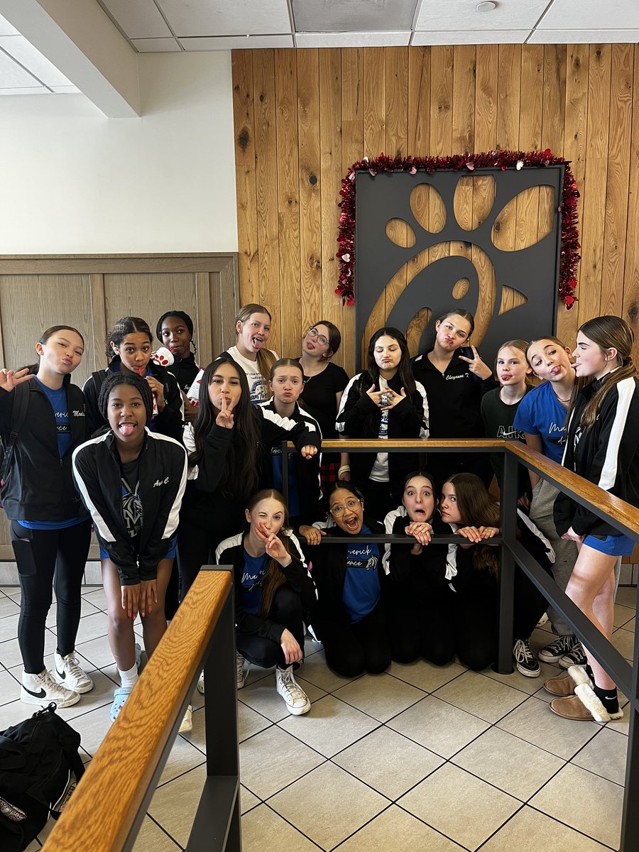 Straus Maverick Dance tweet media