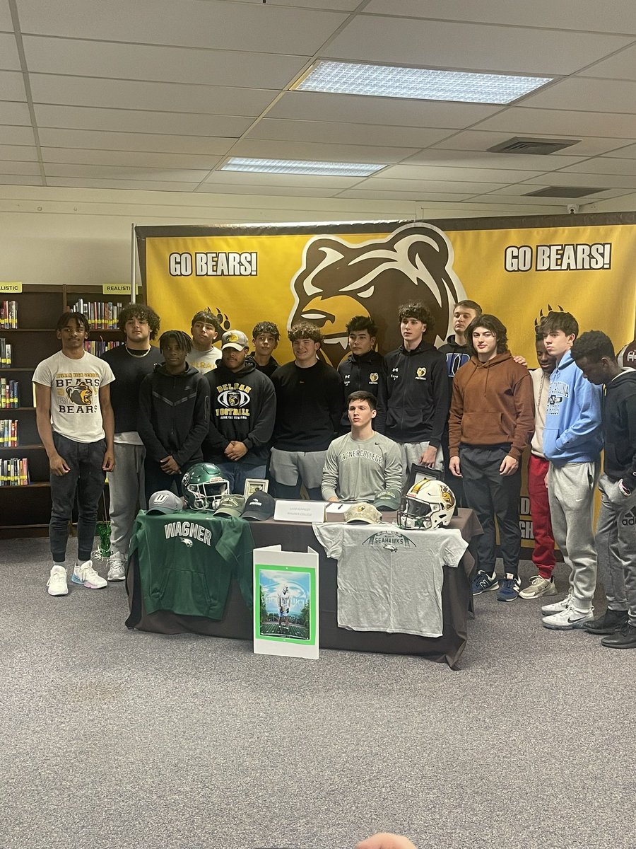 DELRANFOOTBALL's tweet photo. Congratulations to @15LiamKennedy on his commitment to play D1 football at Wagner University @Wagner_Football ‼️
We wish you the best of luck at the next level🐻
#BEARFOREVER
#ANOTHERONE https://t.co/TAJPmbm6Cl