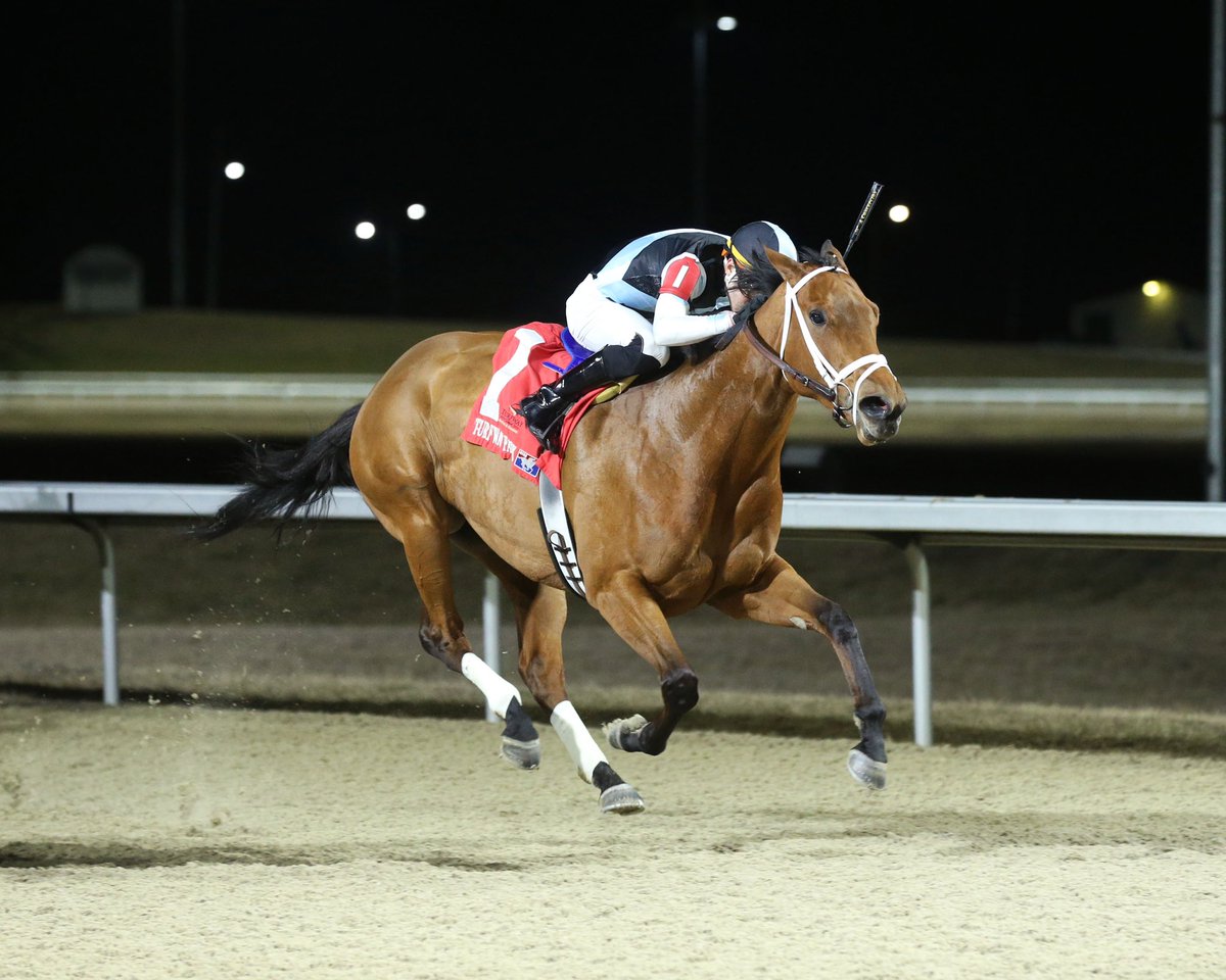 Victorious passed her 1st test vs. winners tonight with a gutsy win @TurfwayPark, making that back-to-back W’s for @mwmracing & Axel Concepcion. Congrats & thanks to our wonderful partners who bleed baby blue & black and to @LNJFoxwoods @Fijithegreat #EclipseFillies #BelieveBig