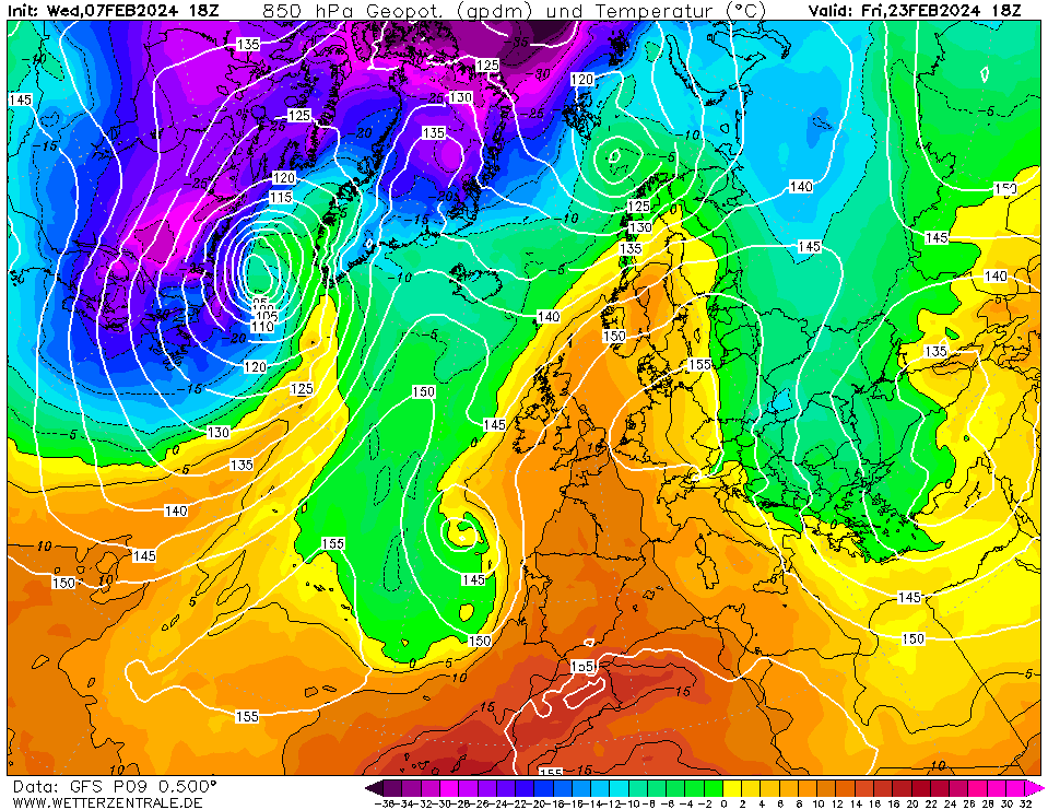 Shocking to see a 20C isotherm pulled into France on one of the 18z GEFS perturbations. 😮 Has that ever been modelled before in February? @TWOweather @GavinPartridge @peacockreports @Petagna Safe to say that MetJeff will not be posting these two ensembles. 🤣