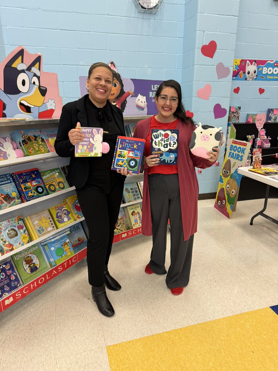 LeBlanc_LaKeish's tweet photo. Spent the morning supporting the @BLECC_BlueJays! Advocating for inclusive playgrounds & celebrating the magic of books at the fair. Each moment resonated deeply. Did you know Inclusivity and Literacy are fundamental pillars of a thriving community? #Empowered2Thrive https://t.co/0jd3X20E6G
