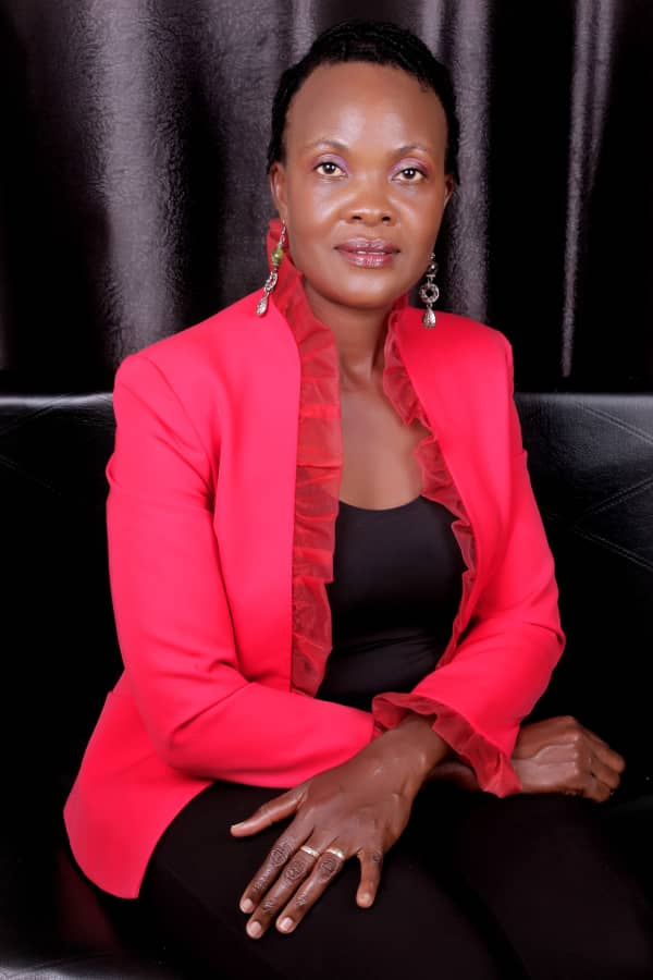 SHONAGroup's tweet photo. 𝐍𝐚𝐦𝐞: 𝐂𝐚𝐭𝐡𝐞𝐫𝐢𝐧𝐞 𝐈𝐦𝐞𝐤𝐞𝐝𝐞𝐭 𝐊𝐢𝐭𝐚𝐠𝐞𝐧𝐝𝐚 
𝐄𝐧𝐭𝐞𝐫𝐩𝐫𝐢𝐬𝐞: 𝐂𝐚𝐭𝐡𝐢'𝐬 𝐇𝐞𝐫𝐛𝐚𝐥𝐬  (@CathisHerbals)

"Being a passionate body care formulator, my business was mostly involved with operations. Our shelves were full of products, sales were low and pockets were empty!

I learnt 3 key things in business; marketing, operations and finance. Money doesn't come from operations but from marketing. I've learnt to delegate operations by creating systems, selecting the right staff and standardizing.

I work closely with marketing and I closely watch the finances. I learnt to de-link cost from price, to keep improving both the perceived and real value of products. I classified my target market and now I create products that suit them.

I am grateful to @AWEinUganda , SHONA and @usmissionuganda, our great teachers for this opportunity. I recommend this course to all women entrepreneurs.

𝗦𝗸𝗶𝗹𝗹𝘀 𝗴𝗮𝗶𝗻𝗲𝗱 𝗳𝗿𝗼𝗺 𝘁𝗵𝗲 𝗔𝗪𝗘 𝗣𝗿𝗼𝗴𝗿𝗮𝗺: marketing."
#AWEnergized #AWECohort7 #AWEinUganda #Uganda #WomenInBusiness #WomenEntrepreneurs