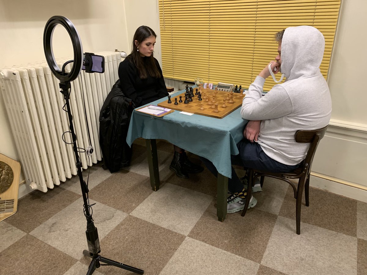 Streamer <a href="/WittePhoebe/">Phoebe Witte</a> at work during first round DD Den Haag Open 2024. #chesspunks