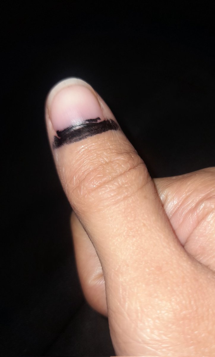 maham1_faisal's tweet photo. Alhamdulillah I have casted first vote of my life and I can proudly say that it is for my leader @ImranKhanPTI
#VoteForImranKhan #VoteForIK #ووٹ_ڈالو_خان_نکالو
#votePTI
#Elections2024
#VoteCasted https://t.co/dymPnOuJNT