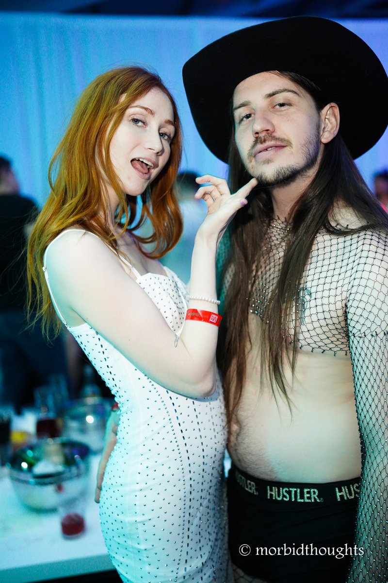 morbidIAFD's tweet photo. White party @scarletskiesxxx @zanegeyserxxx @myramoans https://t.co/IurTikkpPo