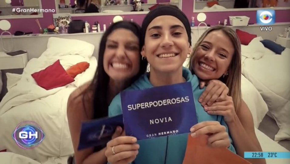 TomasMiconeOK's tweet photo. SUPERPODEROSAS https://t.co/2dGHzEz0qr