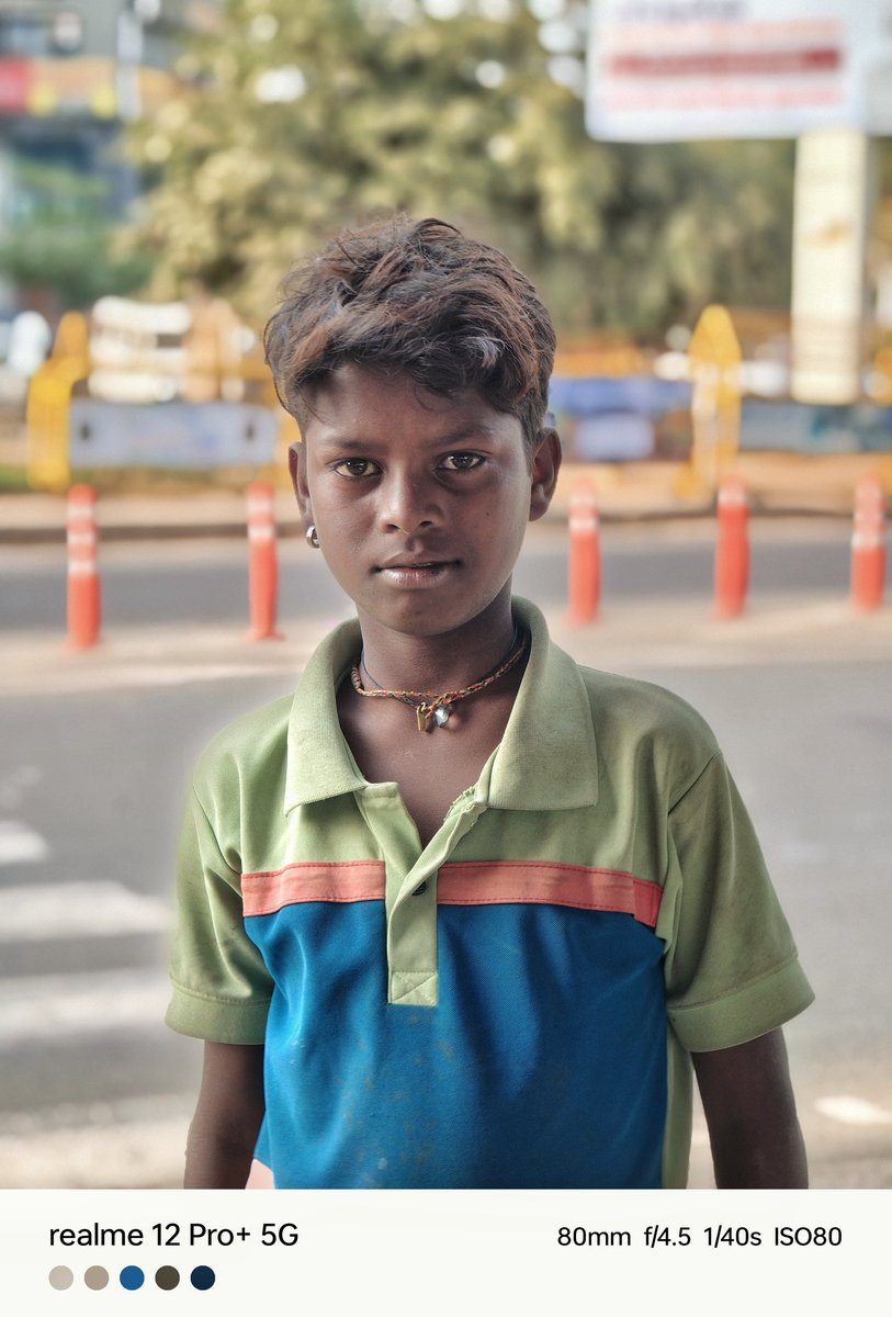 manfromgujarat's tweet photo. Portrait perfection #realme12ProPlus
Say goodbye to awkward back-ups! Capture stunning portraits with the 3x zoom in Portrait Mode  #NextLevelZoom #makeitreal @realmeIndia @realmeCreators https://t.co/HBtASQEGYS