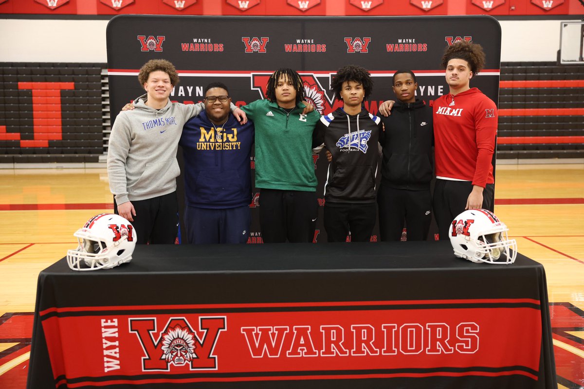 2024 National Signing Day! Congratulations!

Isaac Brown - Thomas More Univ
Mario Fowler, Jr. - Mount St. Joseph Univ
Javon Hammonds, Jr. - Miami Univ
Josiah Howard-Morrison - Ohio Dominican Univ
Eli Lovett - Eastern Michigan Univ
Dray Wilson - Thomas More Univ