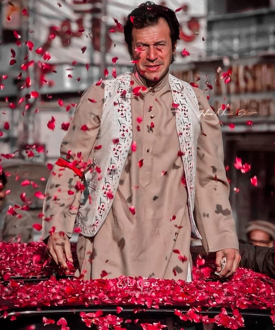 Aqxtra's tweet photo. Ehd-e-Wafa nibhaane ka din https://t.co/6HRlwUPSO4
