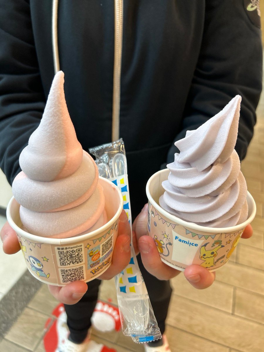 為了躲過年後一波，年前來台大
左手打新冠疫苗；右手打流感疫苗

（圖文不符）