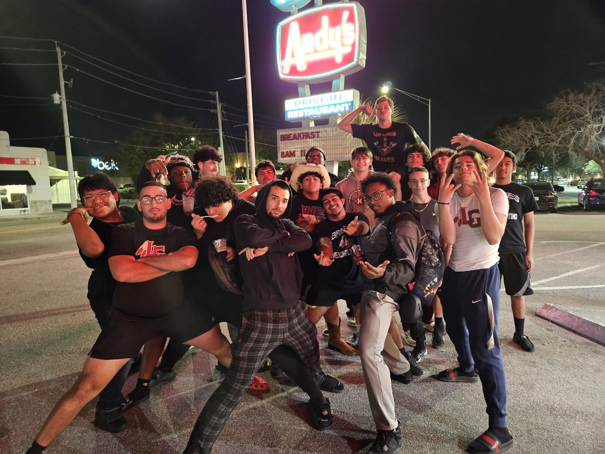 LakeGibsonWeightlifting (@lgweightlifting) on Twitter photo Always a great time at Winter Haven when we have a meet. Thanks to <a href="/CoachEllis40/">Renard Ellis</a> and coach Shelby at Winter Haven weightlifting. Also, thank you to Andy's igloo for letting us enjoy our post meet tradition. #depthbeforedishonor #andysigloo <a href="/LGHSOfficial/">Lake Gibson High School</a> <a href="/CoachHargroveLG/">Coach Hargrove</a> Always a great time at Winter Haven when we have a meet. Thanks to <a href="/CoachEllis40/">Renard Ellis</a> and coach Shelby at Winter Haven weightlifting. Also, thank you to Andy's igloo for letting us enjoy our post meet tradition. #depthbeforedishonor #andysigloo <a href="/LGHSOfficial/">Lake Gibson High School</a> <a href="/CoachHargroveLG/">Coach Hargrove</a>