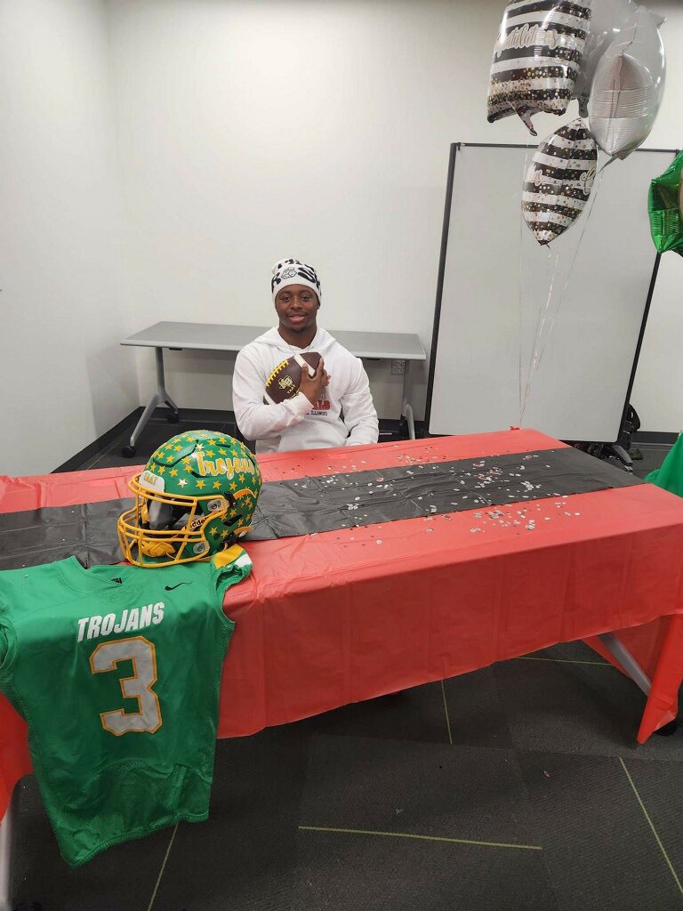 Robert Boone (@thaballcoach) on Twitter photo 🎉Congratulations to these guys once again! <a href="/jdncltr/">Jaden Coulter</a> <a href="/05Jmoe/">Jaylen “jmoe” Moses</a> <a href="/Chrishughes26_/">Chris Hughes Jr.</a> <a href="/D1_Brady/">Niklas "Scotty" Brady</a>
Way to take care of business on and off the field! Stay humble and keep grinding! Looking forward to your future success! #TAAT #TrojanNation🟢🟡 🎉Congratulations to these guys once again! <a href="/jdncltr/">Jaden Coulter</a> <a href="/05Jmoe/">Jaylen “jmoe” Moses</a> <a href="/Chrishughes26_/">Chris Hughes Jr.</a> <a href="/D1_Brady/">Niklas "Scotty" Brady</a>
Way to take care of business on and off the field! Stay humble and keep grinding! Looking forward to your future success! #TAAT #TrojanNation🟢🟡