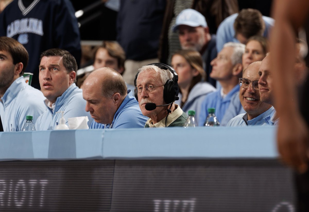 If you really know @UNC_Basketball, you know Freddie Kiger. Freddie started doing stats for Coach Dean Smith in 1974. Let that sink in - 1974! An amazing 50-year career. An amazing person. One of the gosh darn nicest persons you’ll ever meet.