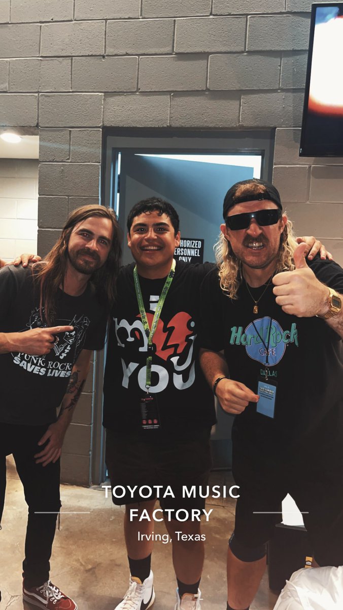 BrandBrody's tweet photo. My son &amp; his favorite band <3 @cliffdiverOK https://t.co/JxJmefRSG0