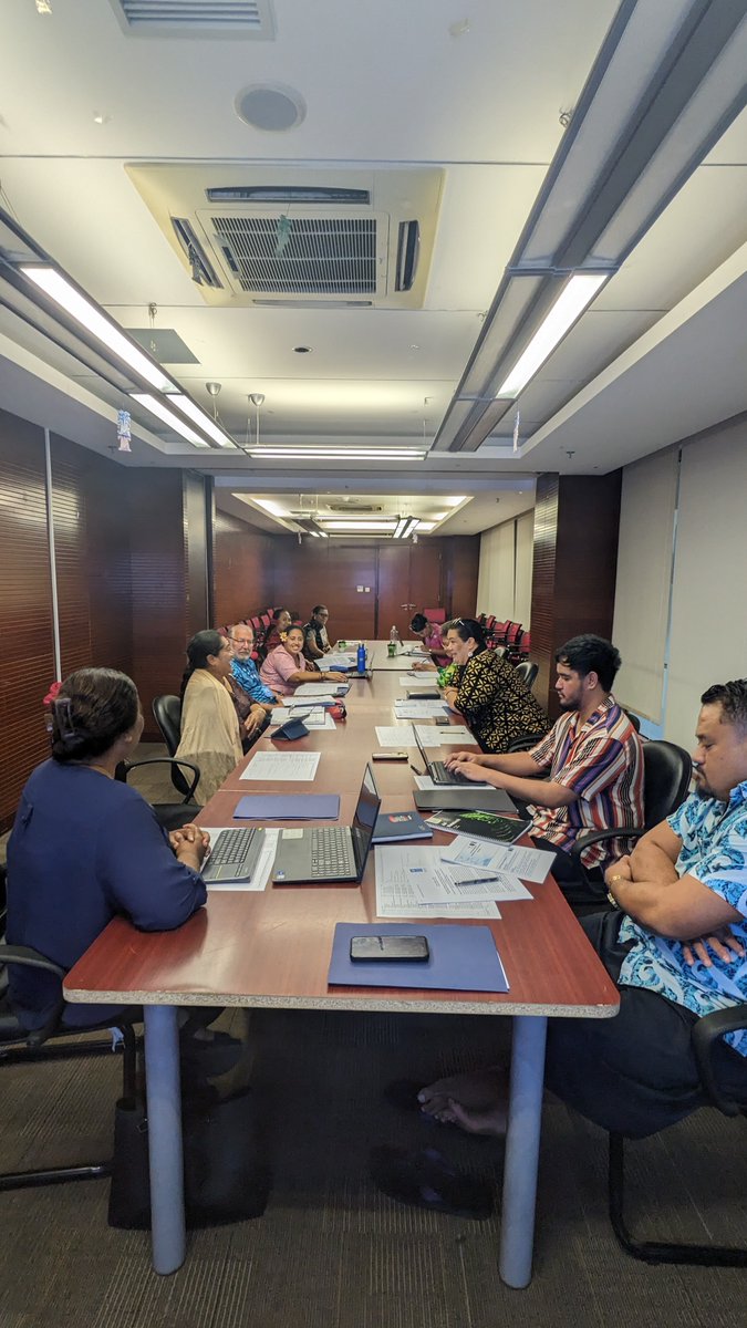 UNDP_Samoa's tweet image. Kick-off mtg this week bet. @UNDP, KVA Consult Ltd + @samoagovt for the #CAPIT project to develop &amp;amp; review policy &amp;amp; legislative updates &amp;amp; frameworks to support a national transition to low carbon land &amp;amp; maritime #transport.

Project funded by @JapanGov.

#SDG7 #GreenTransport🇼🇸