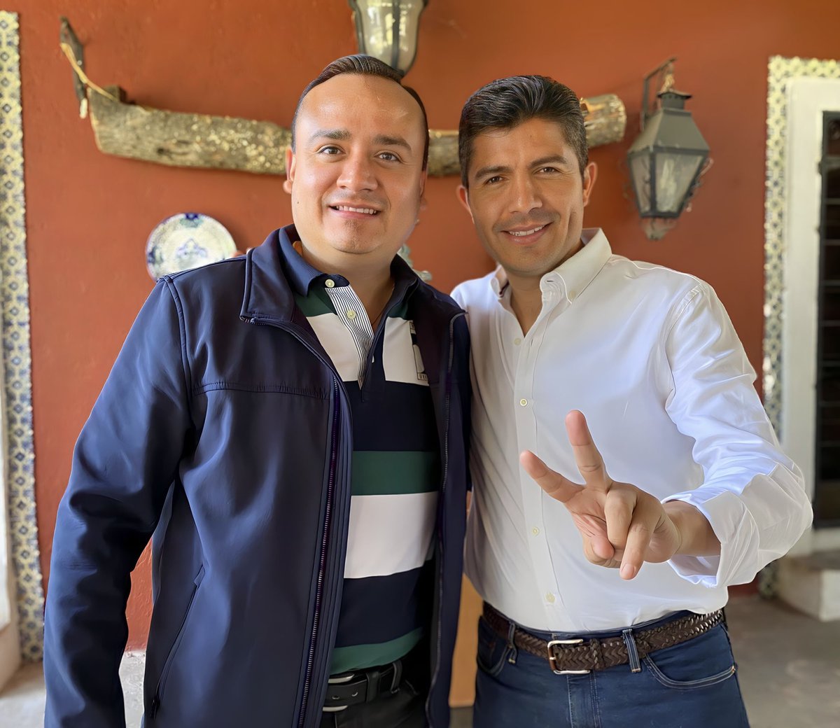 RodrigoRr74's tweet photo. Estimado @eduardorivera01 deseo tengas un feliz cumpleaños acompañado de tu familia y seres queridos. Bendiciones 🙏.
¡Muchas felicidades! https://t.co/c6Ekq6lRh1