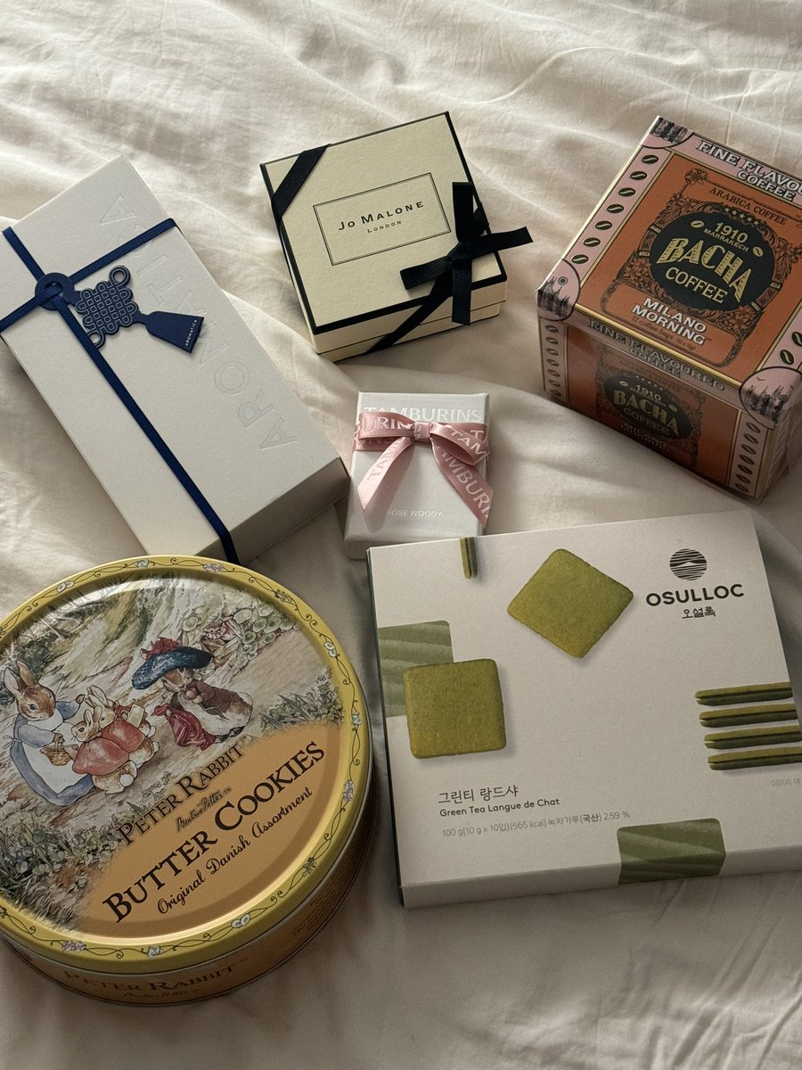 secondzero22's tweet image. 알차게 받은 생일선물🎀