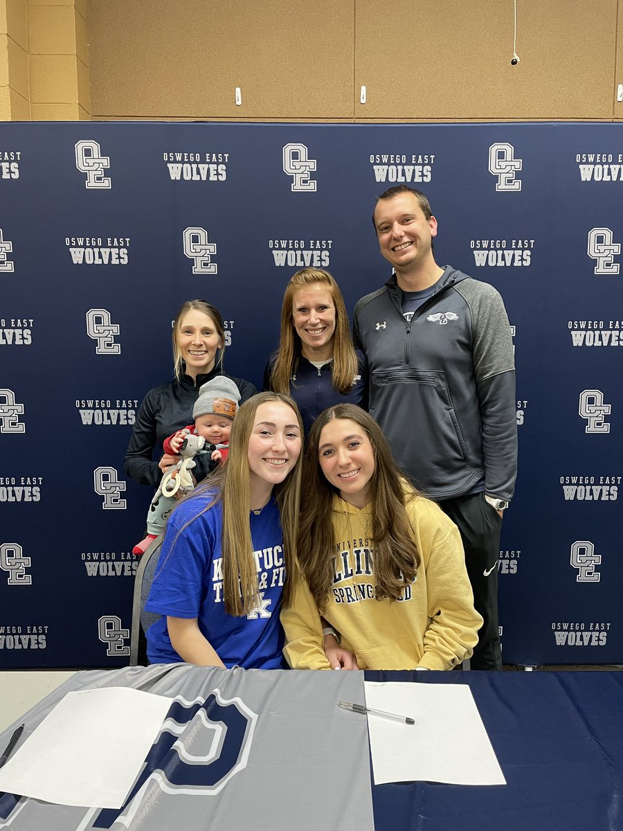 RunningOEHS's tweet photo. Morgan Dick will be competing in both cross country and track at the University of Kentucky! Way to go, Morgan! @IderanOE @CoachKell3 https://t.co/QVjP5R1x5X