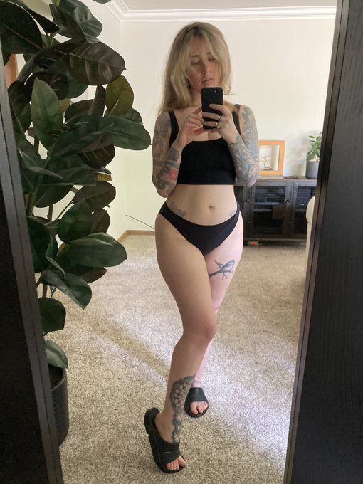 Rate 1-10   &darr; https://t.co/HaW1WtTgxW