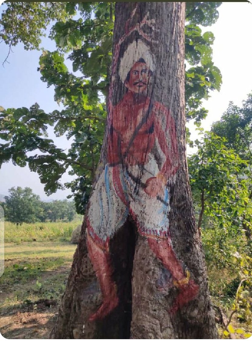 आदिवासियों को हजारों साल से मानसिकता गुलाम बनाने की तैयारियों का परिणाम है.A हमेशा आदिवासी लड़ता है, फिर बिखर जाता है. बिरसा के उलगुलान जैसा मजबूत आदोंलन की जरूरत हैं जो हजारों सालों से जंजीरों में जकड़े हुए है आदिवासी को आजादी का सूरज दिखाए.

#जोहार_आदिवासियत

<a href="/JoharArmy/">Johar Army | जोहार आर्मी</a>