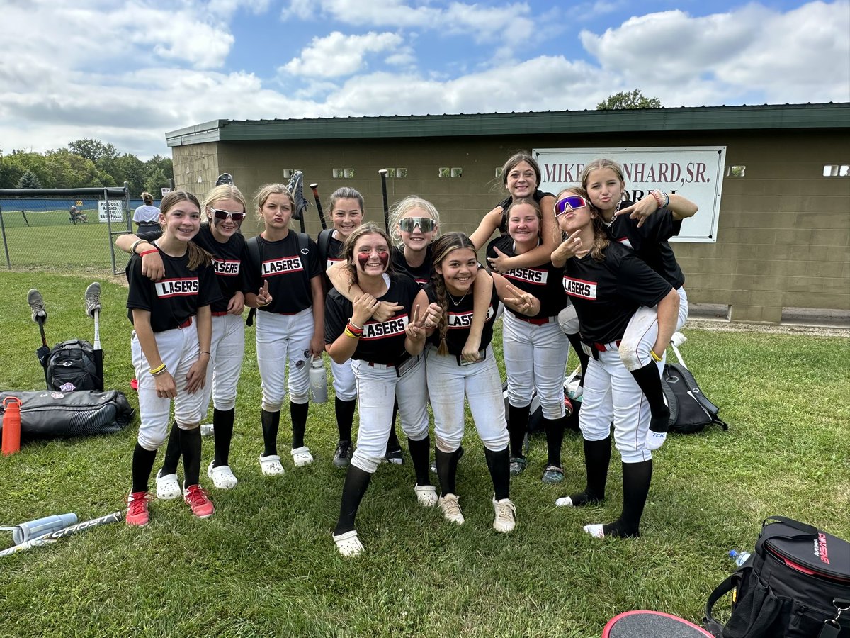 Celebrating National Girls and Women in Sports Day with this group of my favs ❤️ Shout out to all my girls working their tails off doing what we love!! <a href="/FieldofDreamsOH/">Field of Dreams</a> <a href="/kendallb2026/">Kendall Brown</a> <a href="/Makayla10J/">Makayla “Mak” Jones</a> <a href="/2011Laserswhite/">Lasers White 2011</a> <a href="/ExtraInningSB/">EXTRA INNING SOFTBALL</a> <a href="/KJ_Johnson55/">Kinley “KJ” Johnson</a> <a href="/MiaGriggs0414/">Mia Griggs</a>