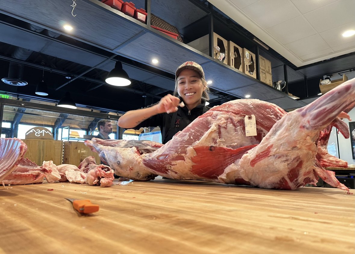 On Super Bowl weekend the name of the game = FoodBall > Football. Right!? Get your game plan together, meatheads! 

#superbowl 
#sunday 
#thebiggame
#superbowlsunday 
#butchershop 
#knowyourbutcher 
#knowyourmeat