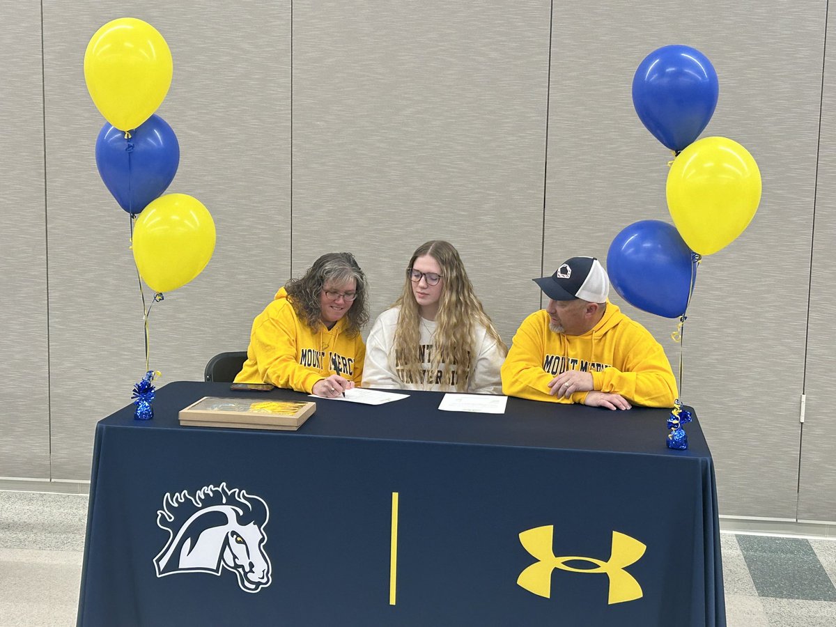 Iowa City West Athletics tweet media