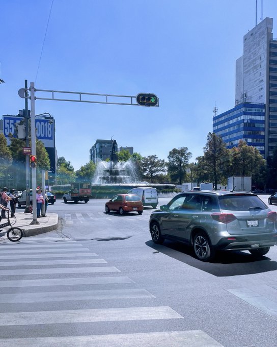 Sol y calorcito para ejercitarse un rato en CDMX https://t.co/T0DVXN2bjw<a href="/tag/goodfriday"class="tags"><span>#goodfriday</span></a>