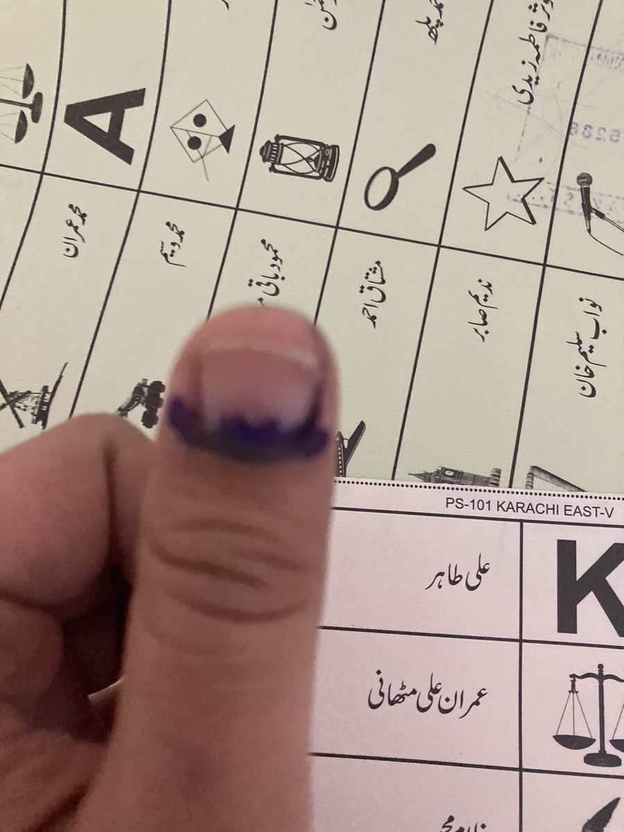 SKasumbi's tweet photo. #NA238
#Vote4Pakistan
Alhamdulillah #ووٹ_عمران_خان_کا
Some important guidelines:
PTI symbols are black on both NA and PS sheets. Please ensure proper stamp.
Please remember the name of candidates as symbols are black and blurred.
Please get both your sheets stamp&signed https://t.co/Ink5JIGAqk