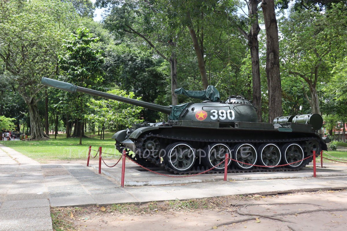 OrangeD60742290's tweet photo. ホーチミン🇻🇳にあるベトナム戦争終結の部隊の #統一会堂
サイゴン陥落時の戦車T59式戦車が展示してあります!
#ベトナム #ホーチミン #歴史的遺産 #サイゴン #観光スポット #ベトナム戦争 #海外旅行 #歴史好き #旅行写真家 #戦車 #ミリタリー #T59 #HoChiMinh #History #Saigon https://t.co/D3fr2l2s7y
