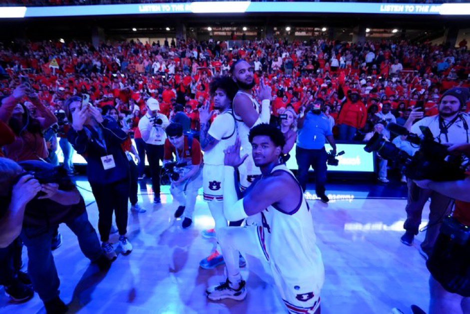 This picture is so hard 🔥🤫