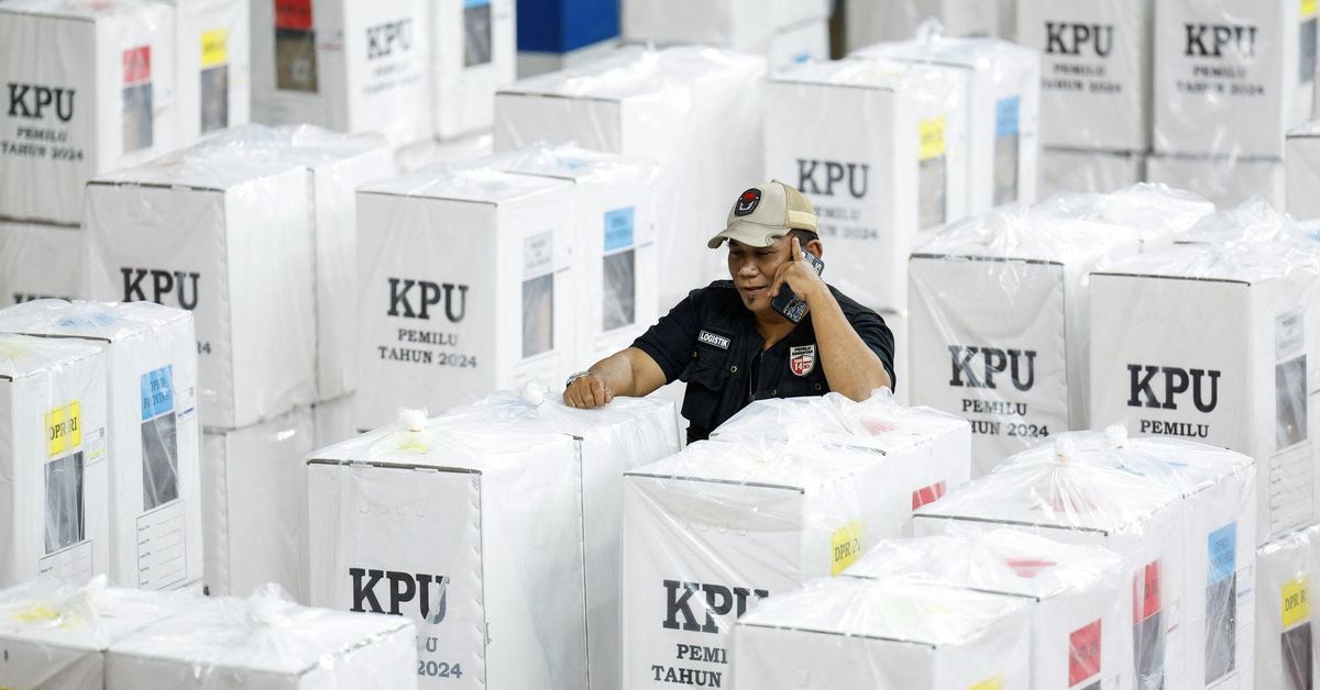 Reuters's tweet photo. Why Indonesia's parliamentary election matters https://t.co/ZZltGdGQyL https://t.co/Kpxg0BHEKs