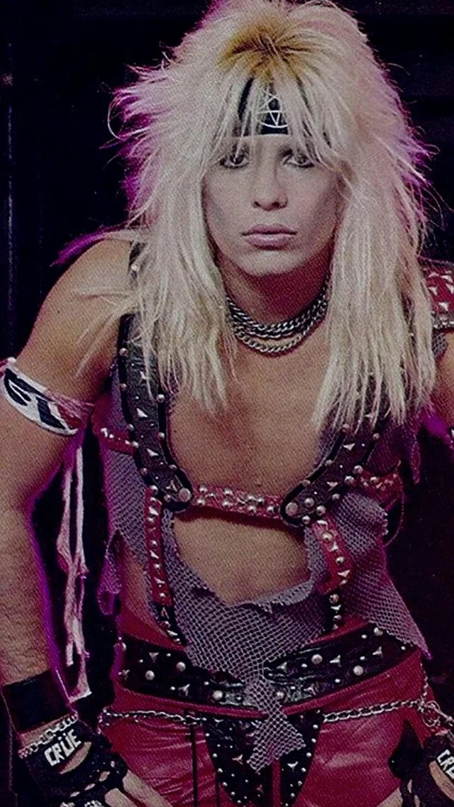 l’8 Febbraio 1961 nasce
Vince Neil Wharton,
cantante statunitense e storico
frontman dei Mötley Crüe.
Vince nella sua carriera ha pubblicato
anche diversi album come solista.
#VinceNeil #pillolerock