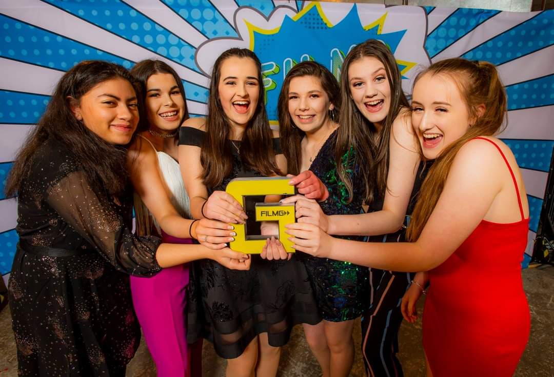 Throwback Thursday for @FilmGAlba @MillburnAcademy ! Bhuannaich sinn an duais luchd-ionnsachaidh ann an 2019 airson ar film Aineòlach We won the prize for learners in 2019 for our film Ignorant.