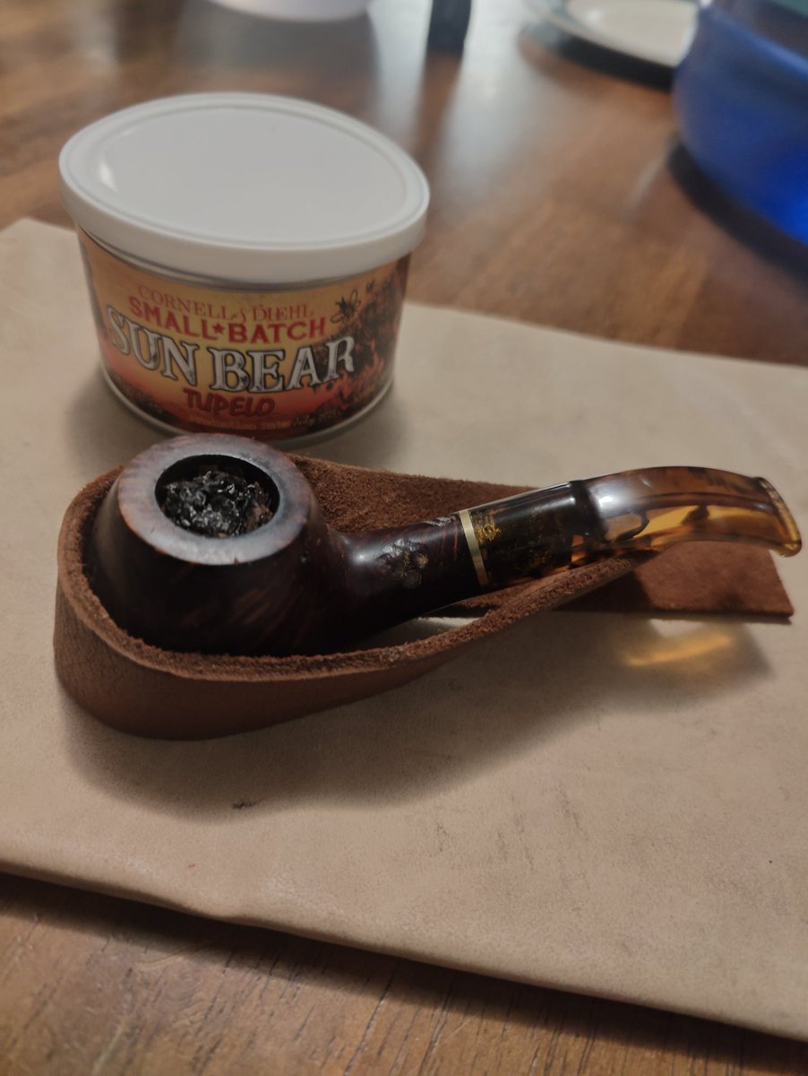 dannyflashspin's tweet photo. Well let's have some of this 
#Sunbear #pipesmoking https://t.co/MjNRTEHTRH