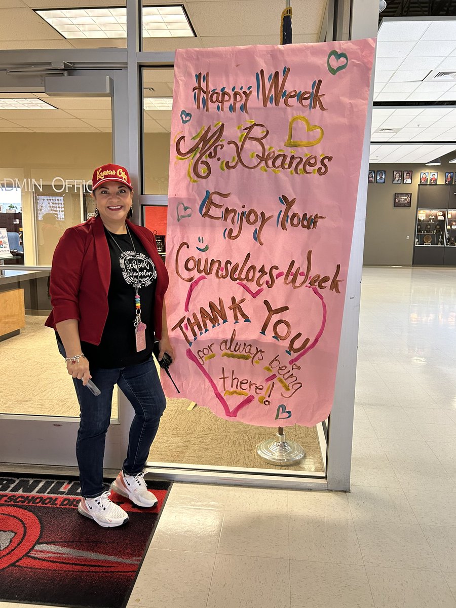 P_Arras's tweet photo. Shout out to our amazing school counselor! Thank you @MsBeanes_TISD for everything you do and for always being there! #SchoolCounselingWeek #TISDProud #NSCW24 #HappyNationalSchoolCounselingWeek https://t.co/7bf0gwCleq