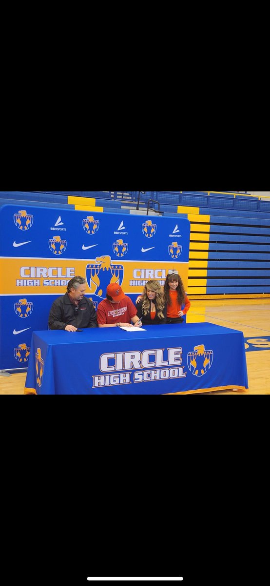 Steele Saville (@steelesaville1) on Twitter photo Only the beginning! Proud to officially say I’m a Falcon! Thank you God for blessing me with this amazing opportunity to keep playing the game I played as a child. 🙌🏼🙌🏼🙌🏼
#Letswork #DirtyBirds #Bigthingsahead
<a href="/BieryZachery/">Zach Biery</a> <a href="/FriendsU/">Friends University</a> <a href="/mejordan3/">Matt Jordan</a> <a href="/formjms/">F.O.R.M. Joint & Muscle Specialists</a> <a href="/omnicutfitness/">OMNICUT FITNESS</a> Only the beginning! Proud to officially say I’m a Falcon! Thank you God for blessing me with this amazing opportunity to keep playing the game I played as a child. 🙌🏼🙌🏼🙌🏼
#Letswork #DirtyBirds #Bigthingsahead
<a href="/BieryZachery/">Zach Biery</a> <a href="/FriendsU/">Friends University</a> <a href="/mejordan3/">Matt Jordan</a> <a href="/formjms/">F.O.R.M. Joint & Muscle Specialists</a> <a href="/omnicutfitness/">OMNICUT FITNESS</a>