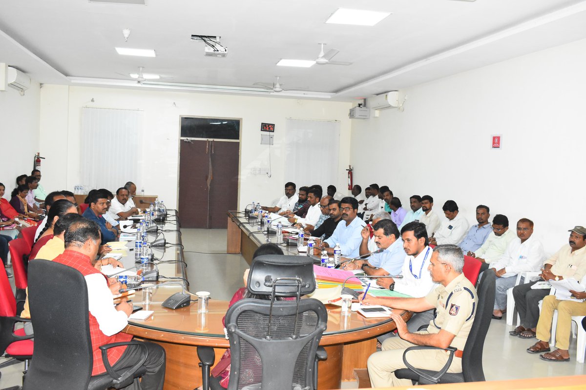 swdkarnataka's tweet photo. ಸಂವಿಧಾನ ಜಾಗೃತಿ ಜಾಥಾ ಕಾರ್ಯಕ್ರಮದ ಸಭೆ https://t.co/JybfBgpBmu